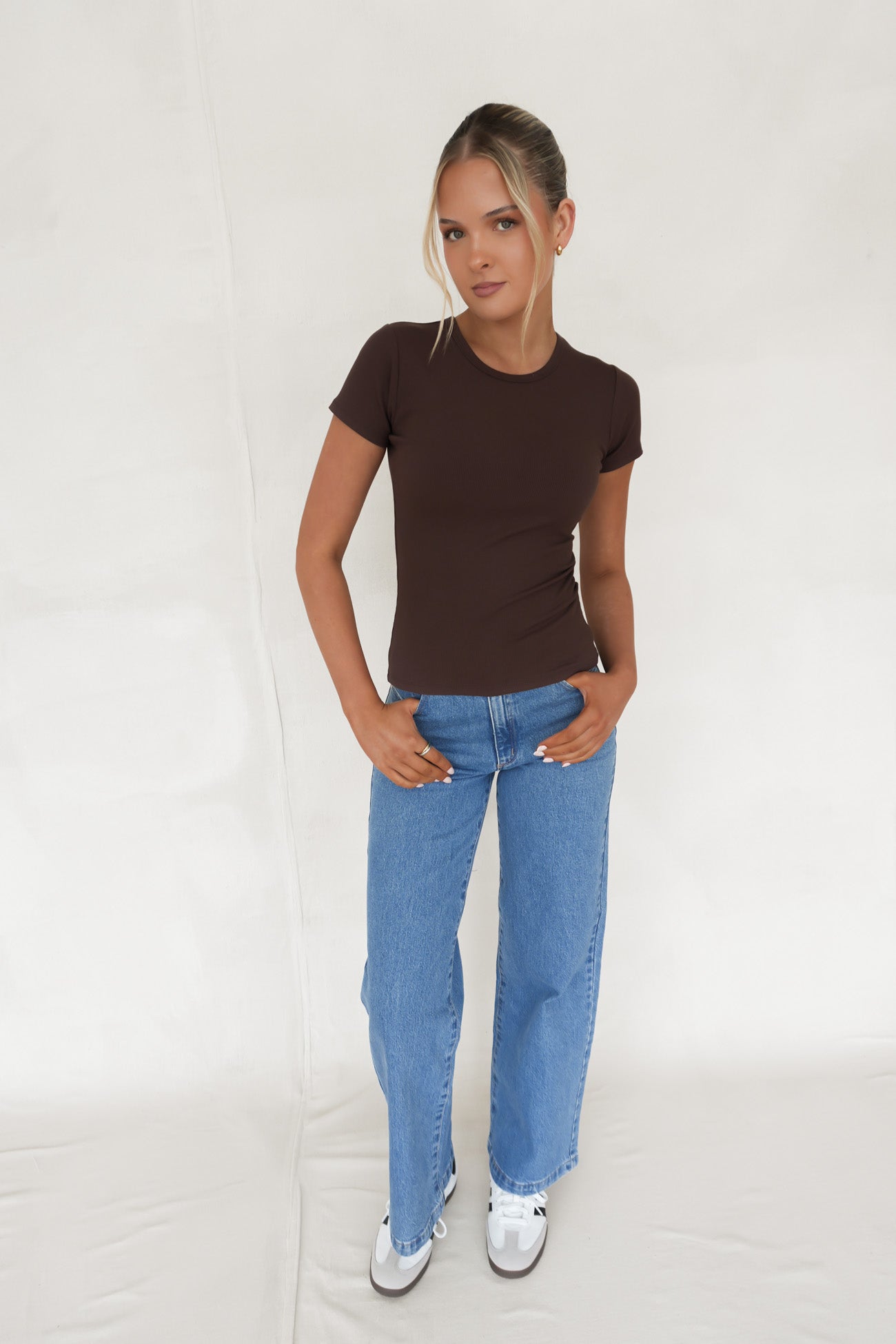 BZ Luxe Rib Tee Chocolate