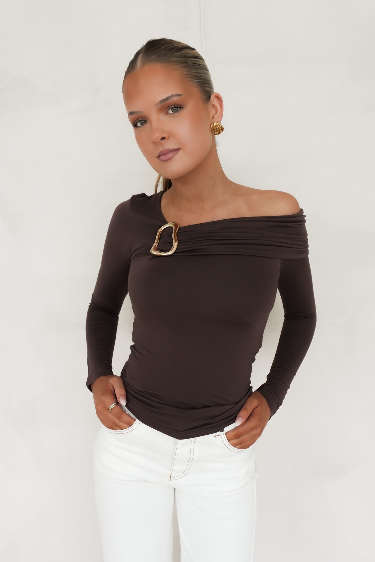 Caspian Top Chocolate