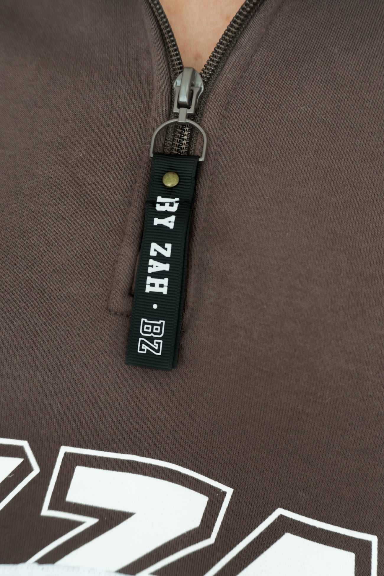 Easton Quarter Zip Chocolate