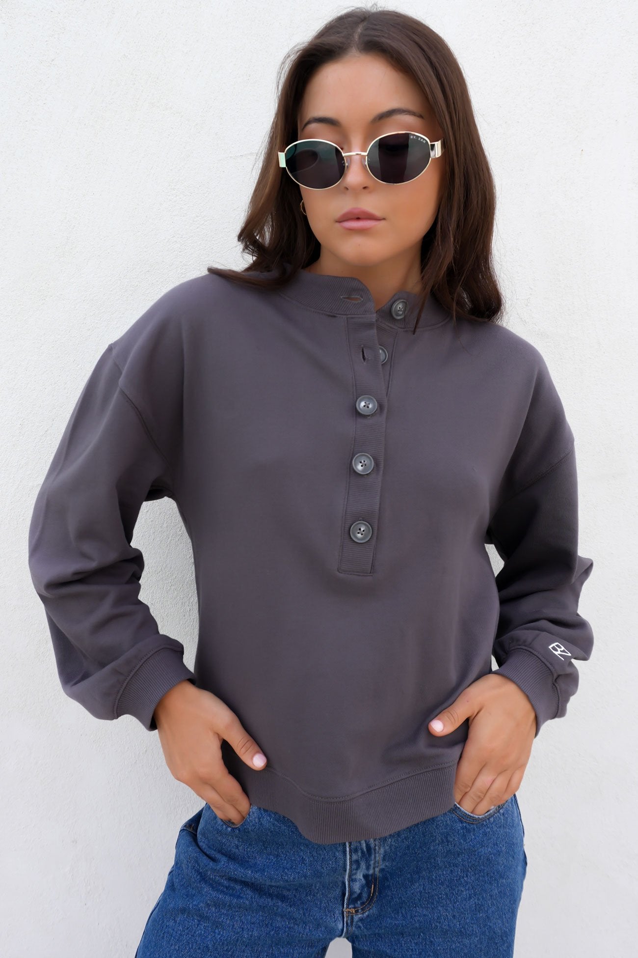 Elixir Button Lounge Crew Charcoal - BY. ZAH