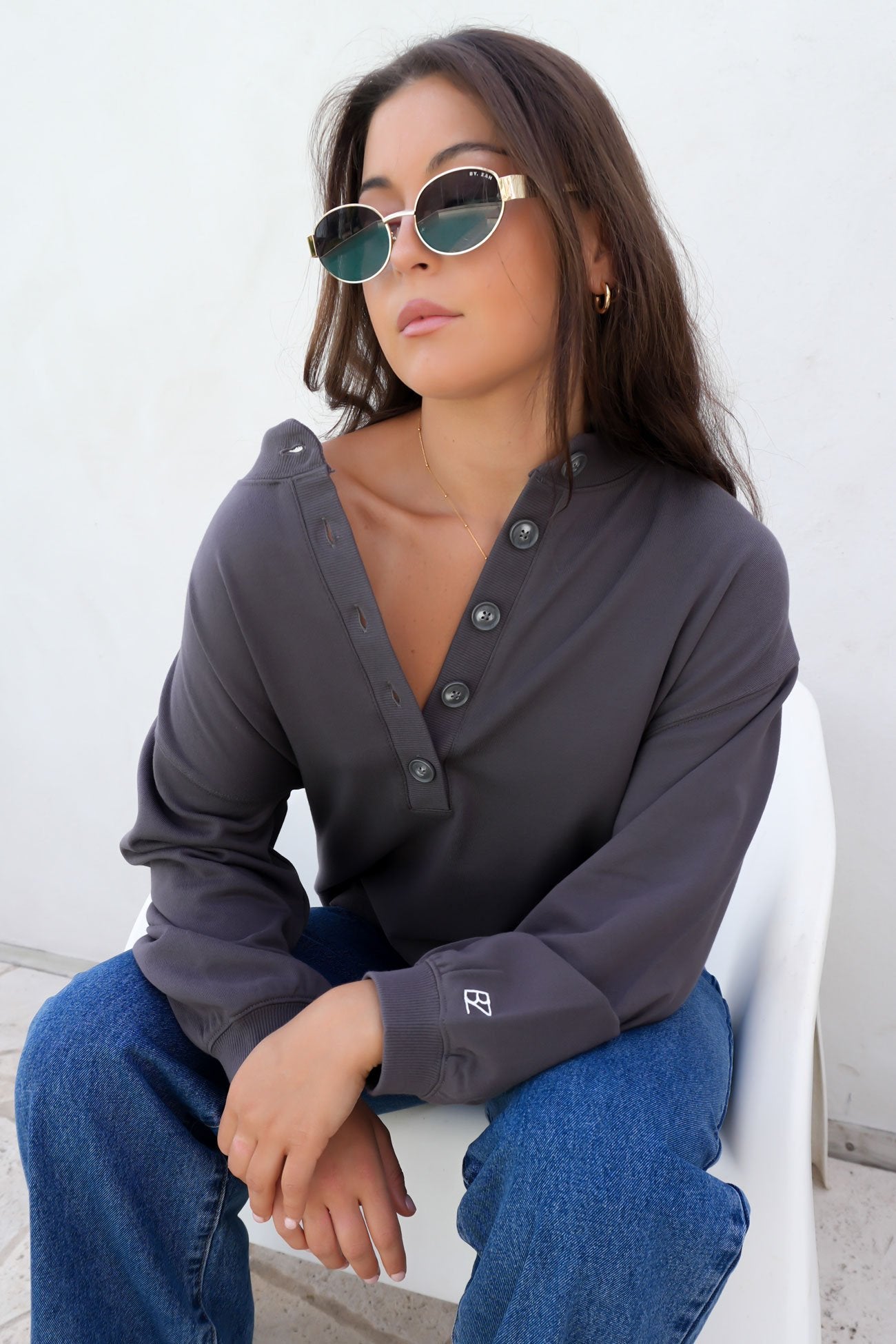 Elixir Button Lounge Crew Charcoal - BY. ZAH