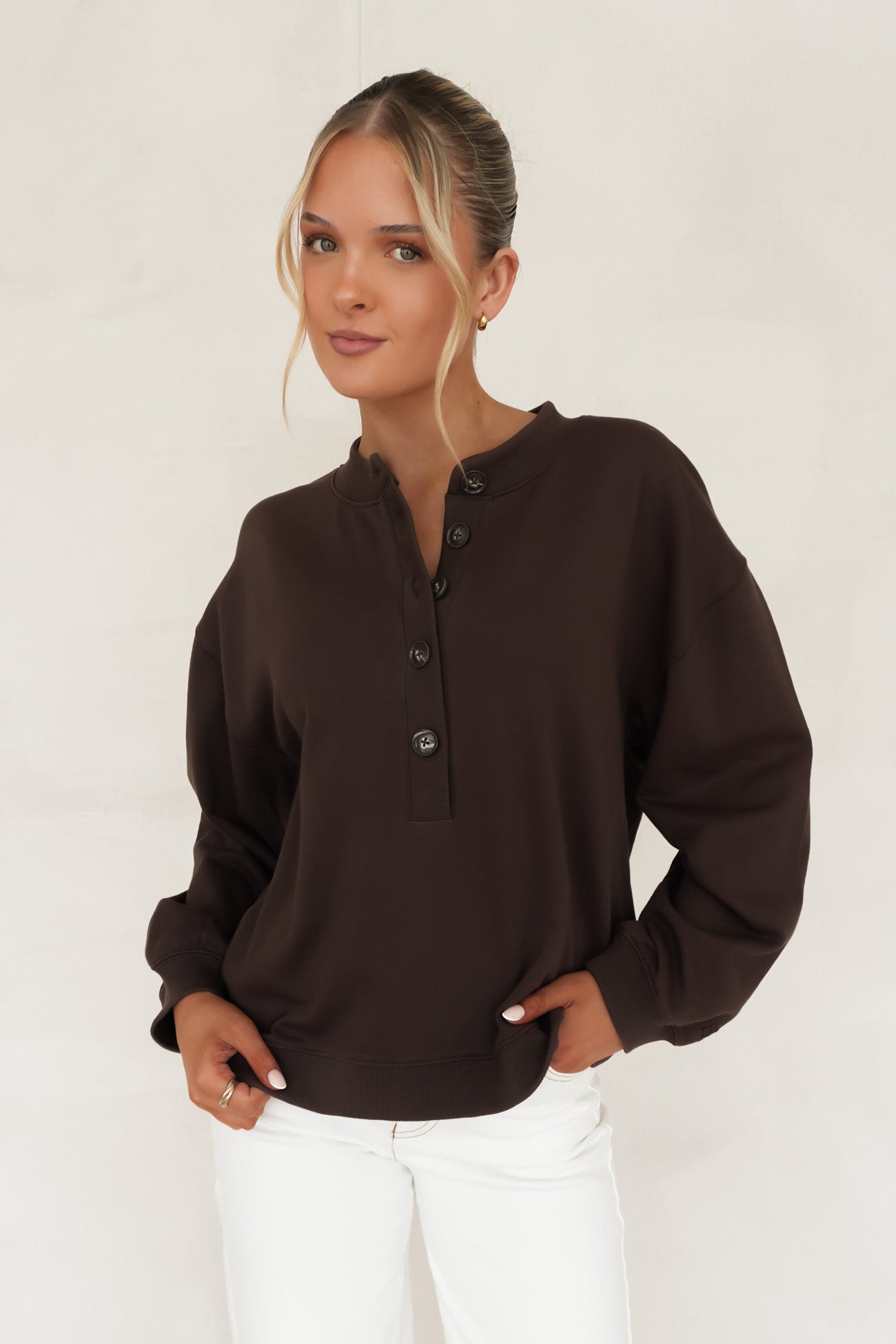 Elixir Button Lounge Crew Chocolate