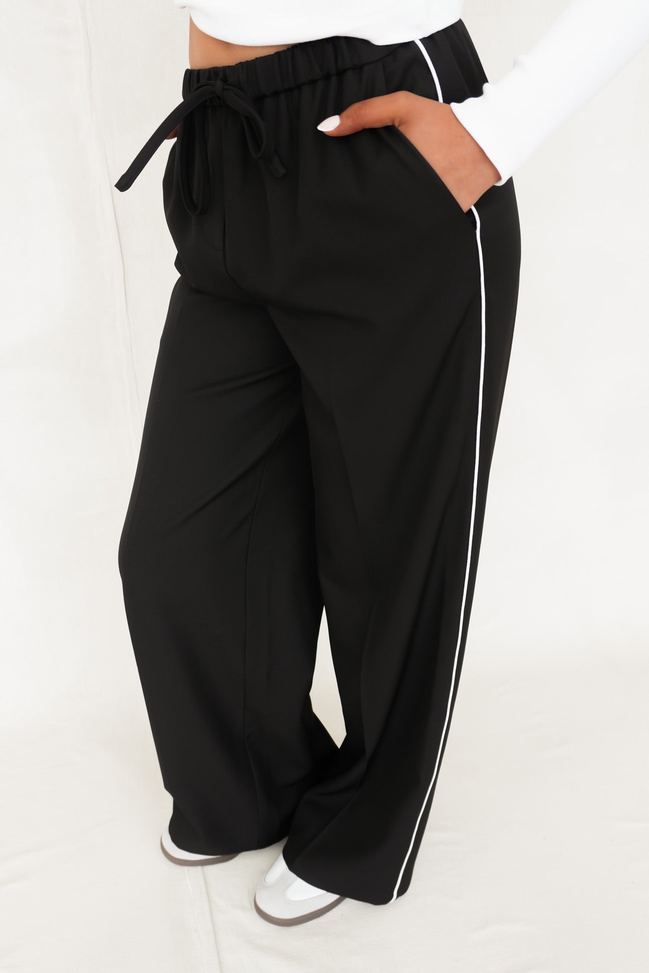 Maddox Piped Pant Black