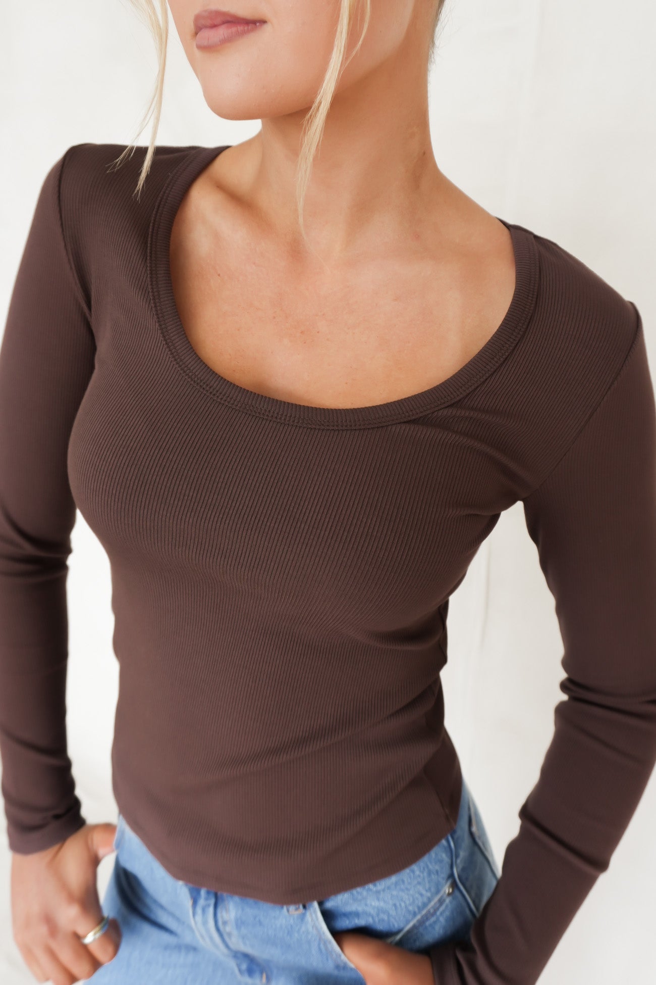 BZ Luxe Rib Long Sleeve Top Chocolate