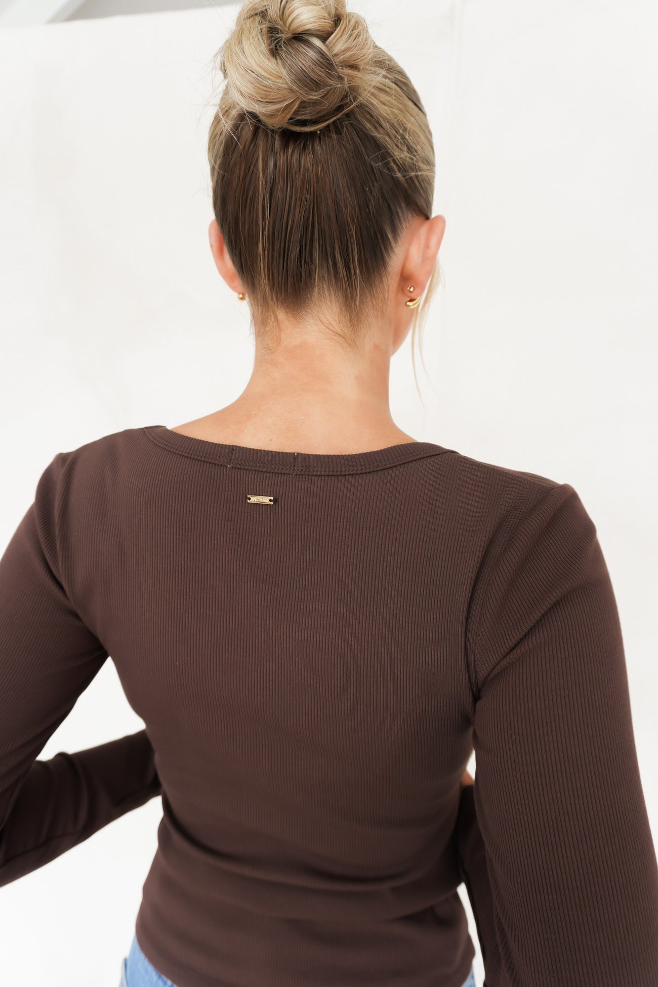 BZ Luxe Rib Long Sleeve Top Chocolate