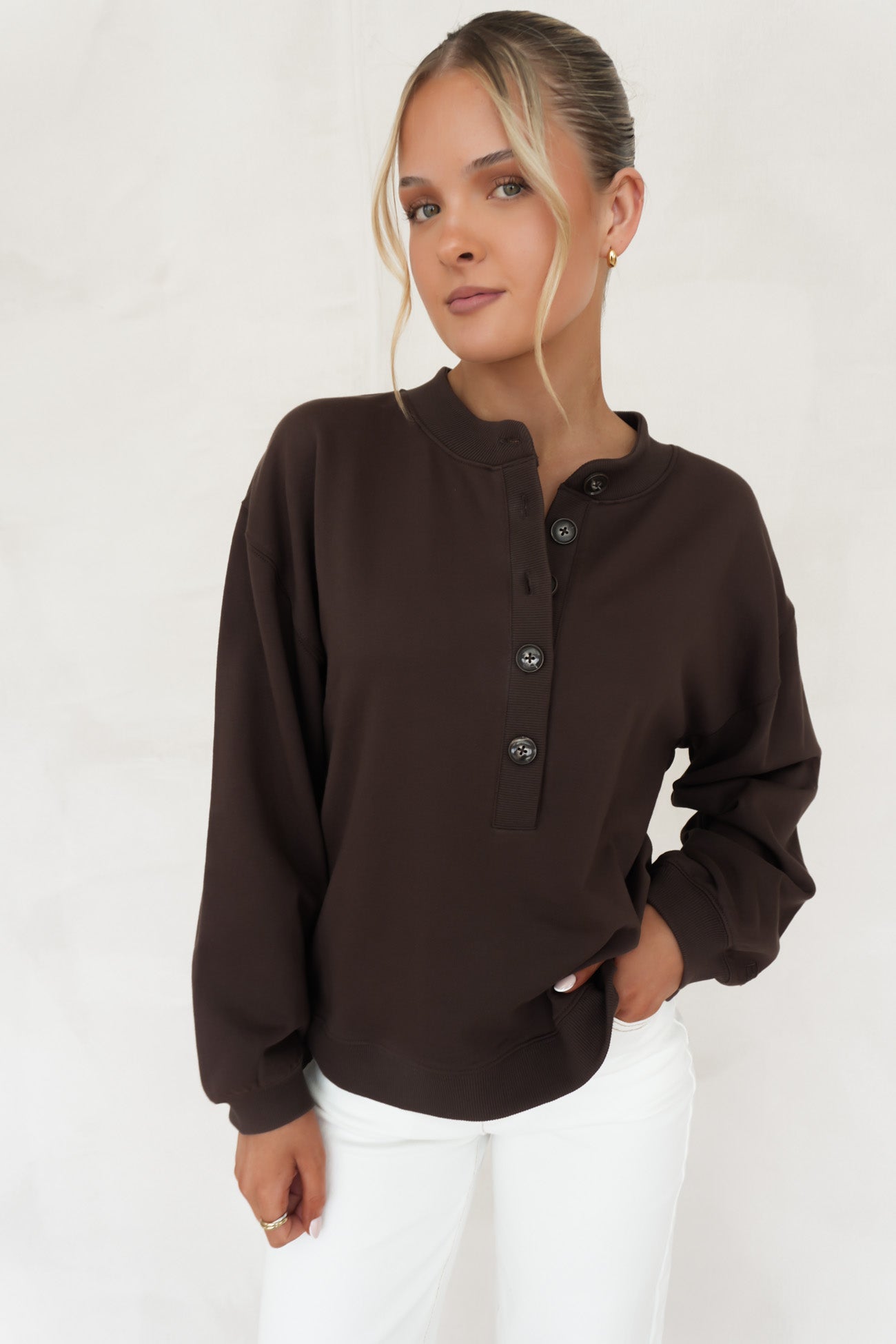 Elixir Button Lounge Crew Chocolate