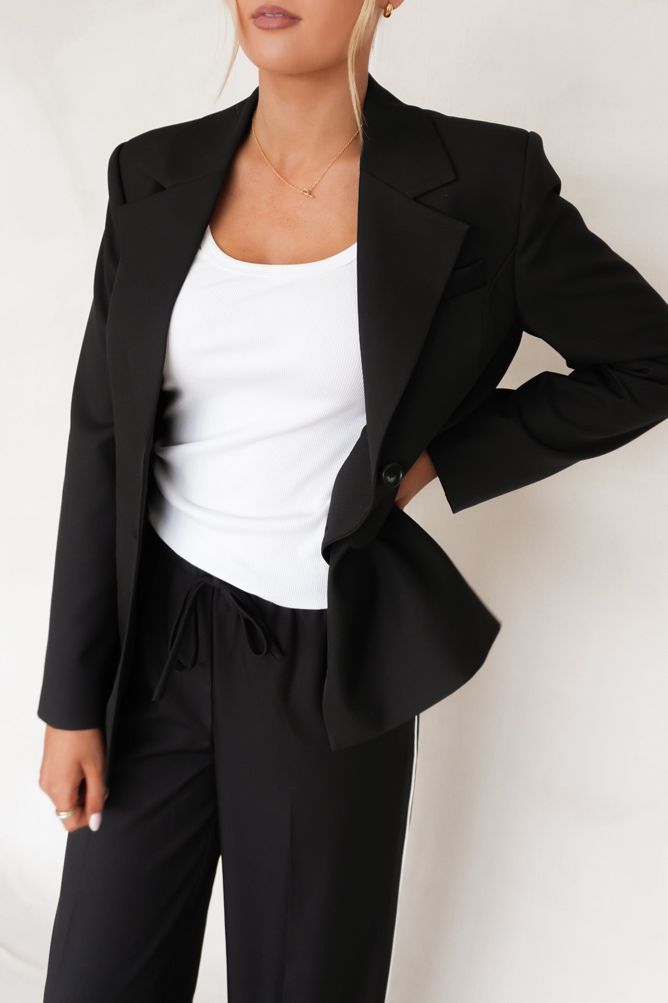 Maddox Tie Blazer Black