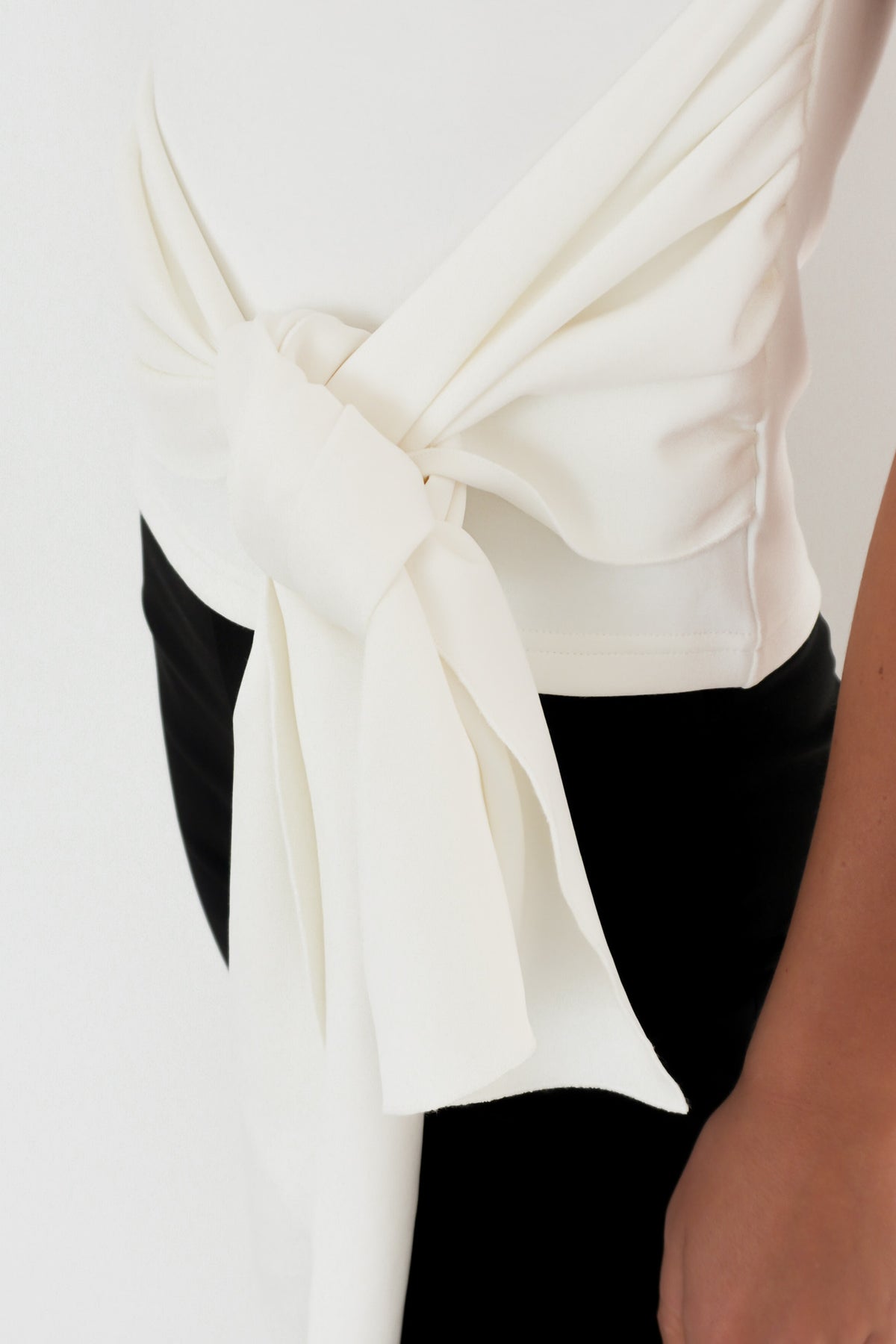 Rumi Tie Tee White